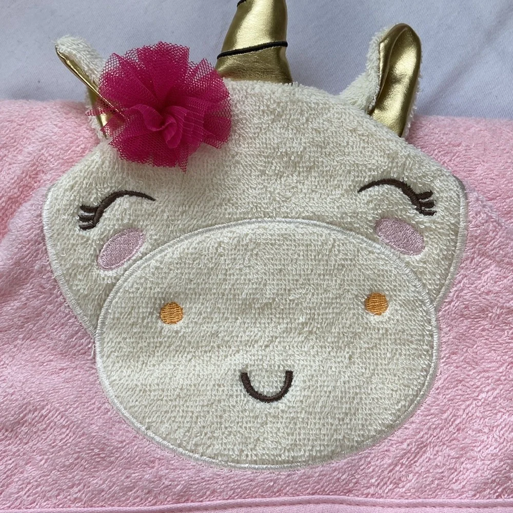 NWT Baby hooded towel Pink Unicorn Luvable Friends 33”x33” super soft cotton